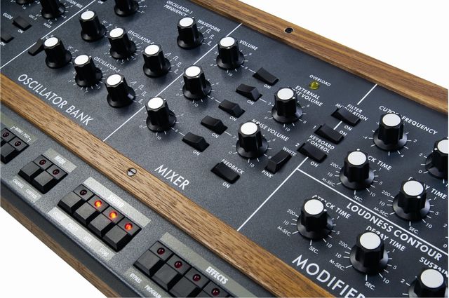 Creamware Minimax ASB There's something great about having loads of knobs to twiddle